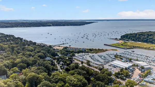 111 Altamont AVE, Sea Cliff, NY 11579