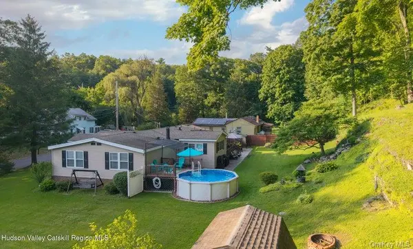 618 Old Stage RD, Saugerties, NY 12477