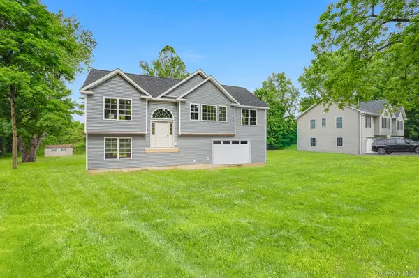 485 Sheafe RD, Poughkeepsie, NY 12601