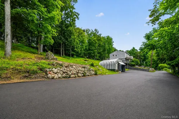 17 Underhill TRL, Monroe, NY 10950