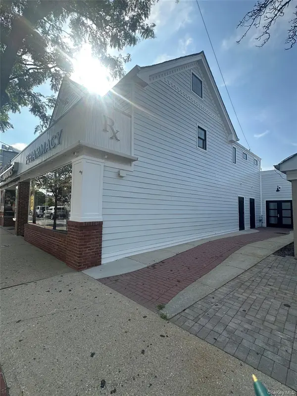68A Main ST #A, Babylon, NY 11702