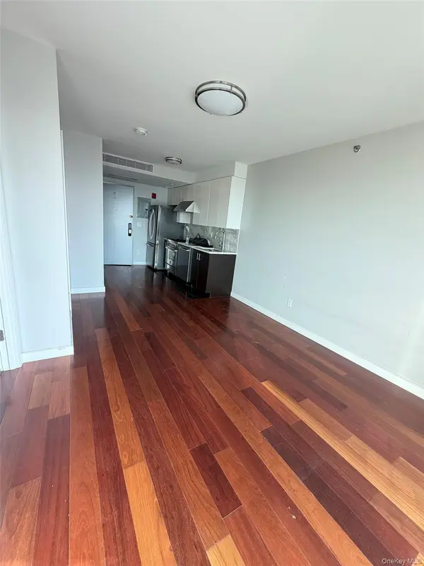 14238 37th AVE #11A, Flushing, NY 11354