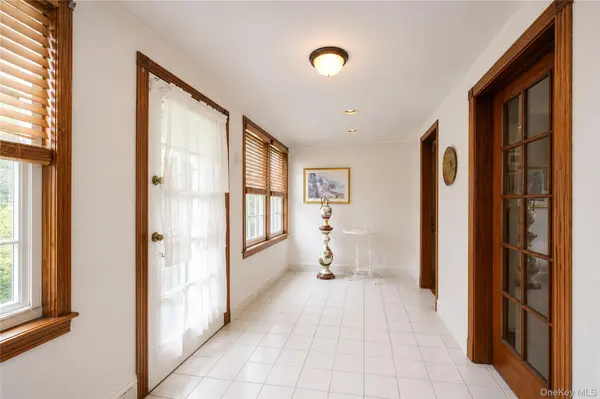 147-27 20th AVE, Whitestone, NY 11357