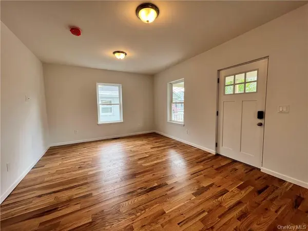 126 Main ST #1, Gardiner, NY 12525