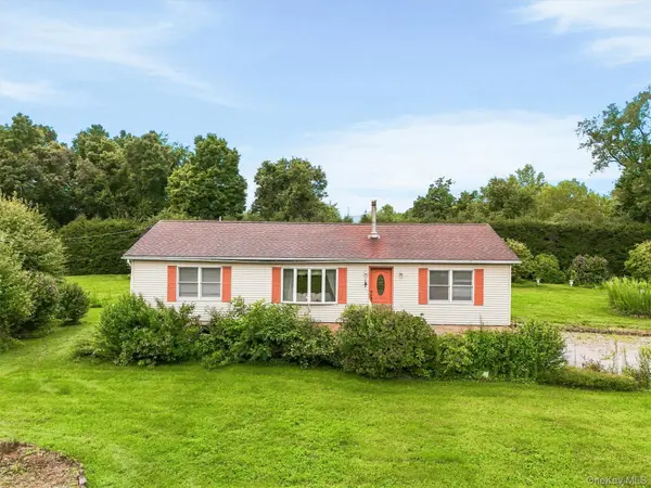 66 Reservoir RD, Pawling, NY 12564
