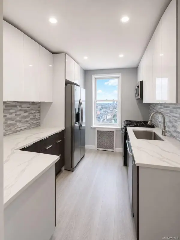 74-02 43rd AVE #6K, Elmhurst, NY 11373