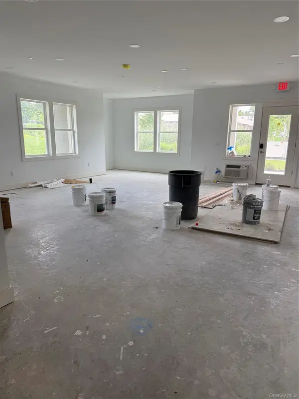 124 S Main ST, Florida, NY 10921