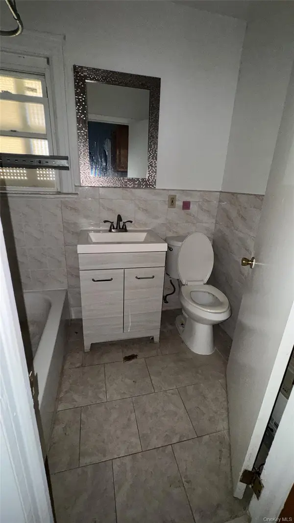 3019 Mickle AVE, Bronx, NY 10469