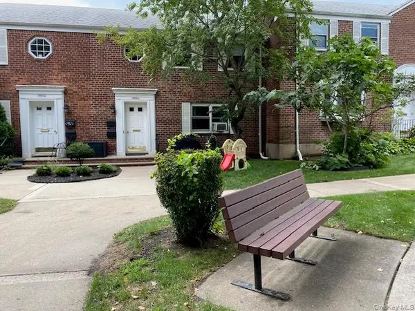 264-25 Langston AVE #A-1, Glen Oaks, NY 11004