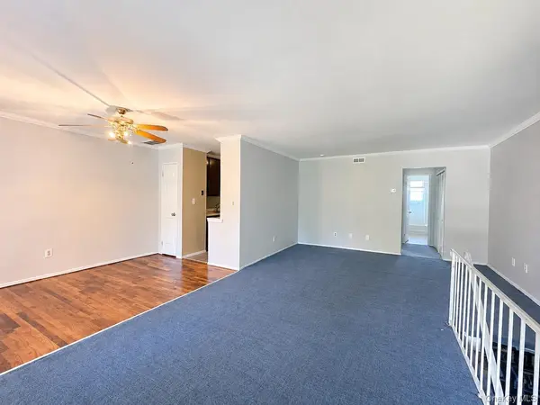 214 Artist Lake DR, Middle Island, NY 11953