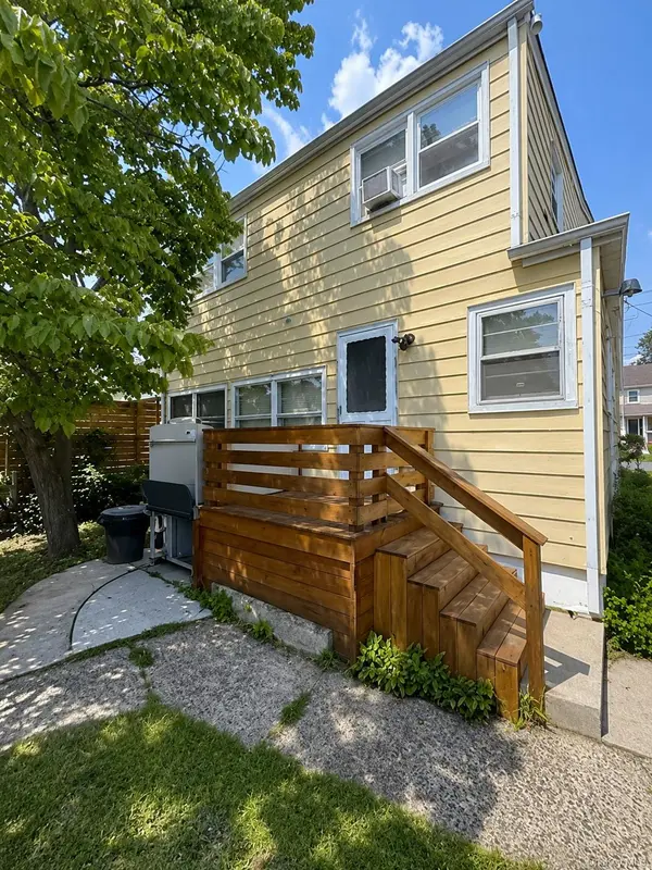 801 Oak ST, Bellmore, NY 11710