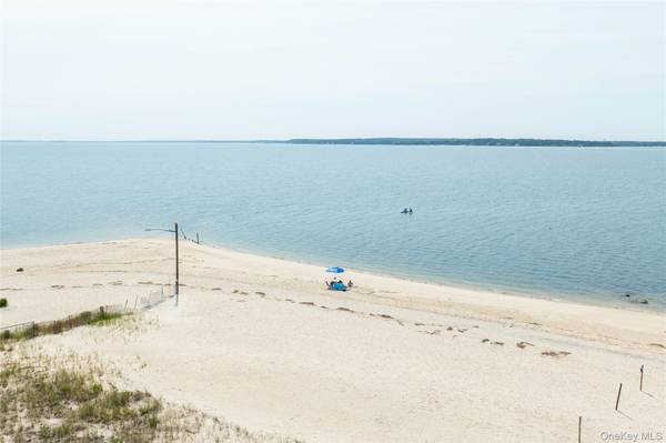 64 S Jamesport AVE, South Jamesport, NY 11970