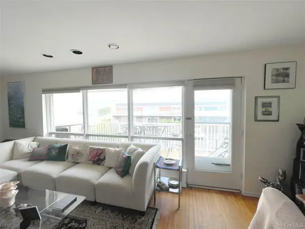 750 Lido BLVD #24b upper, Lido Beach, NY 11561