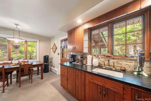 159 S Shore DR, Wurtsboro, NY 12790
