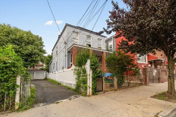 849 E 219th ST, Bronx, NY 10467