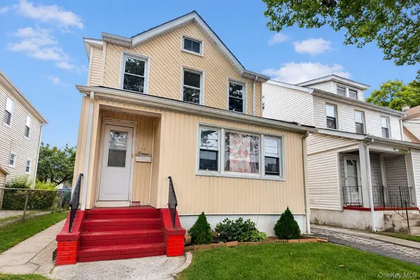 24011 144th AVE, Rosedale, NY 11422