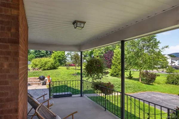 36 W Center ST, Beacon, NY 12508