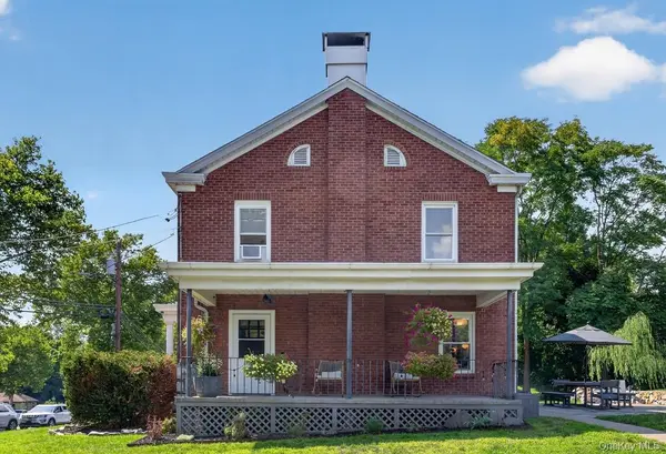 36 W Center ST, Beacon, NY 12508
