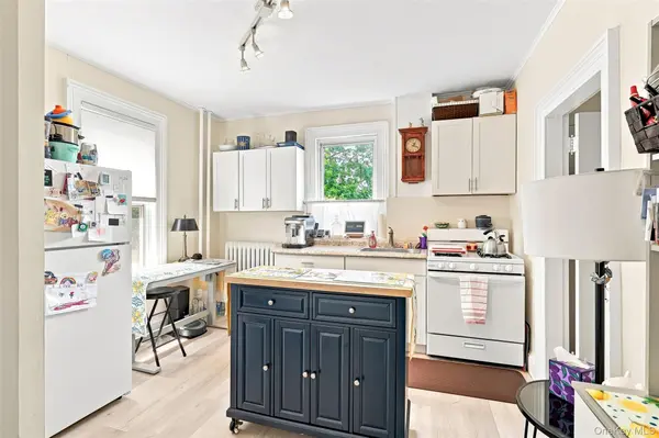 1095 Boston Post RD, Rye, NY 10580