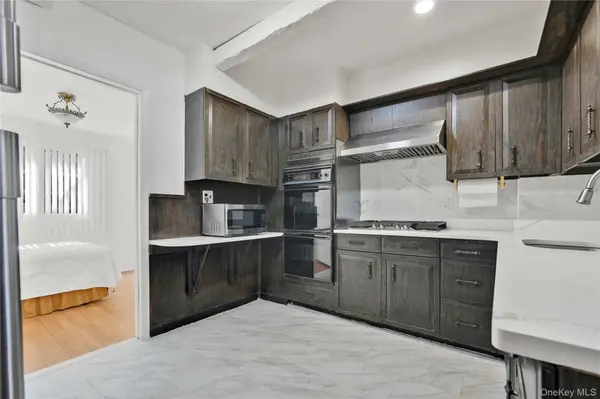 10762 106th ST, Ozone Park, NY 11417