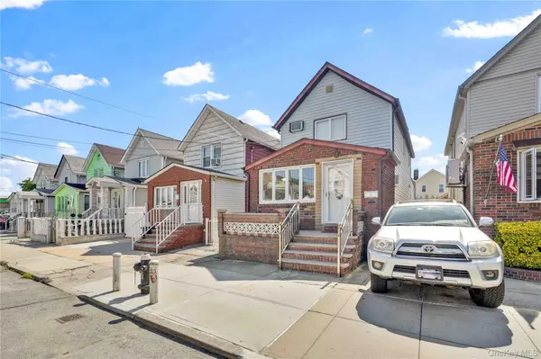 10762 106th ST, Ozone Park, NY 11417