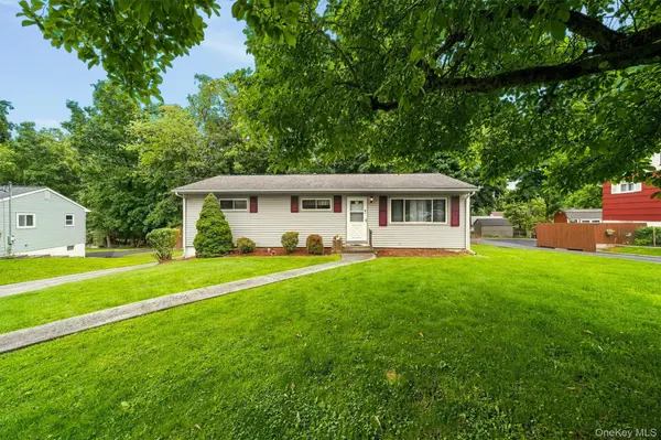 21 Keystone PARK, Middletown, NY 10940