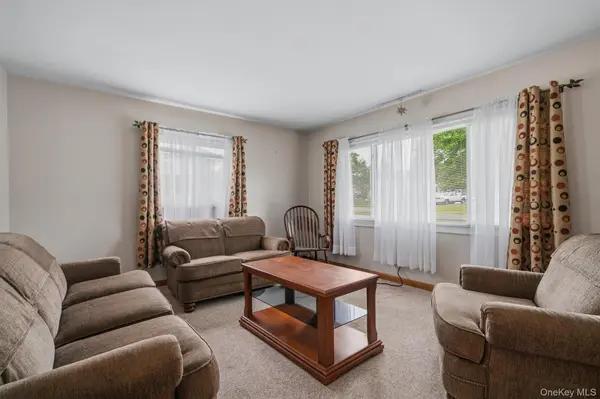 21 Keystone PARK, Middletown, NY 10940