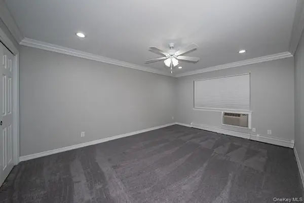 9 Williams BLVD #7-2C, Lake Grove, NY 11755