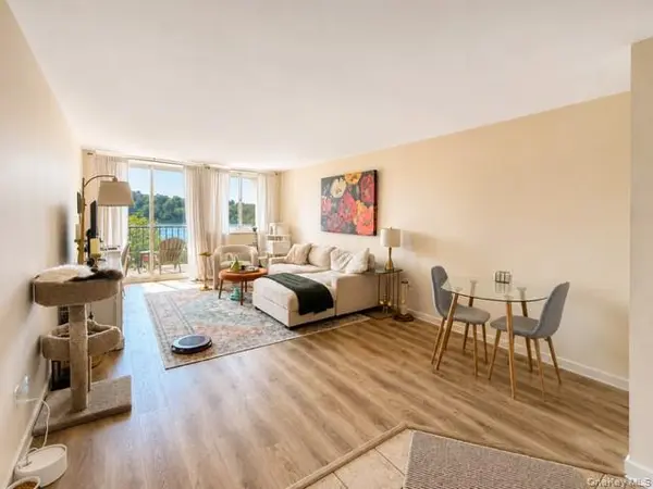 141 E Lake BLVD #H2, Mahopac, NY 10541