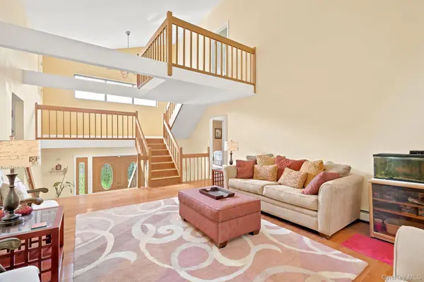 1 Southgate DR, Cortlandt Manor, NY 10567