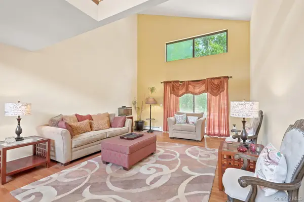 1 Southgate DR, Cortlandt Manor, NY 10567