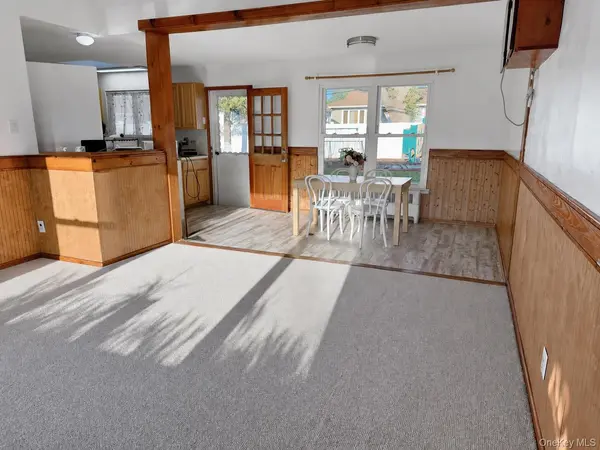 865 Prescott ST, Valley Stream, NY 11580