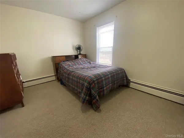 94 Sanfordville RD #4, Warwick, NY 10990