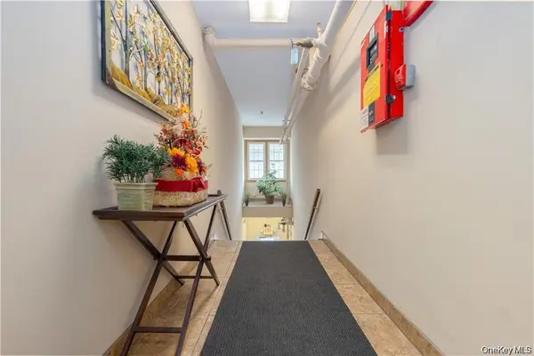 265 S Little Tor RD #201, New City, NY 10956