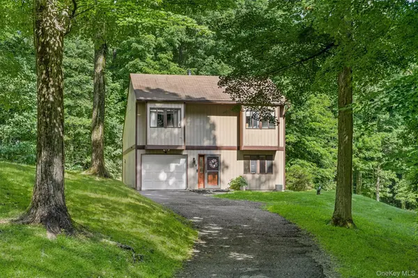 66 Whitetail RUN, Chester, NY 10918