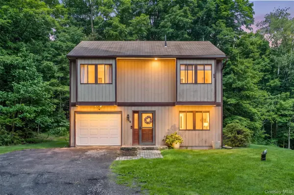 66 Whitetail RUN, Chester, NY 10918