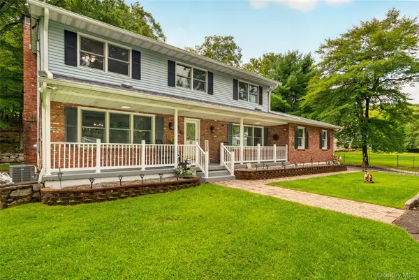 87 Mott Farm RD, Tomkins Cove, NY 10986