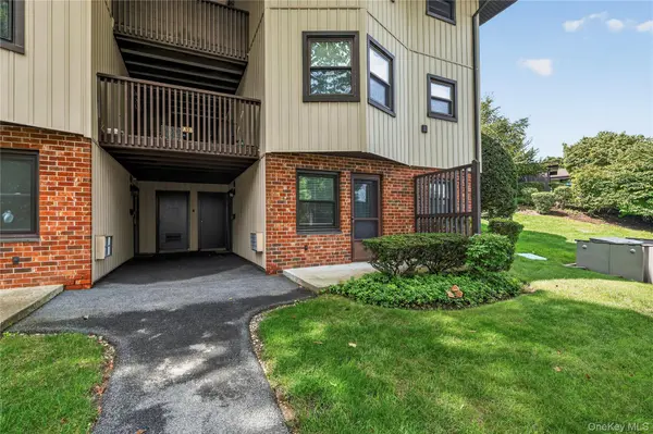 3 Hampton CT #B, Yorktown Heights, NY 10598