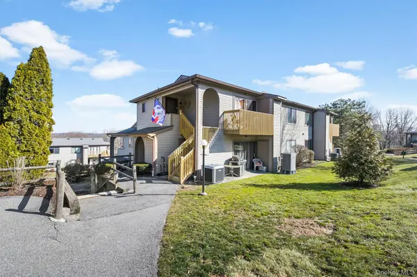 62 Scenic VW #6B, Yorktown Heights, NY 10598