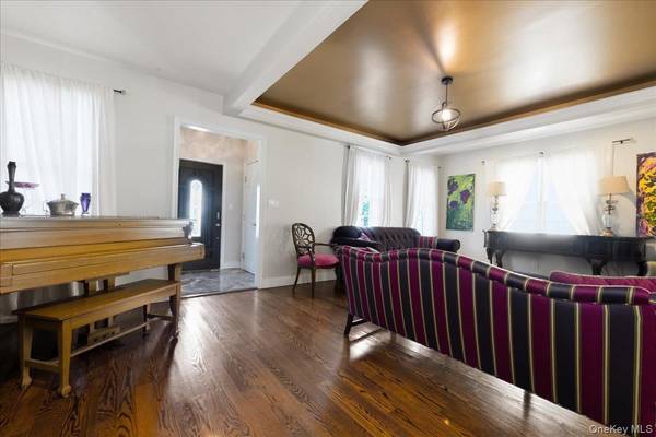 243 Spruce ST, West Hempstead, NY 11552