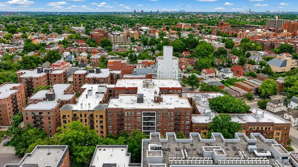 14430 Sanford AVE #6L, Flushing, NY 11355