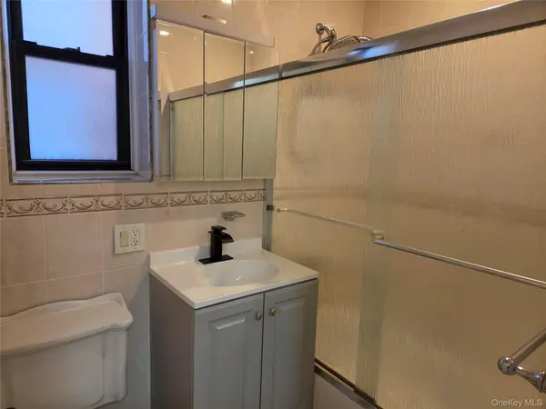 99-63 66Th AVE #C17, Rego Park, NY 11374