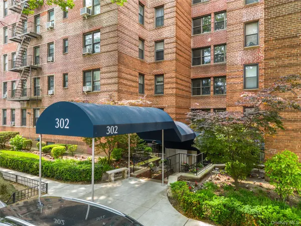 302 96th ST #4G, Brooklyn, NY 11209
