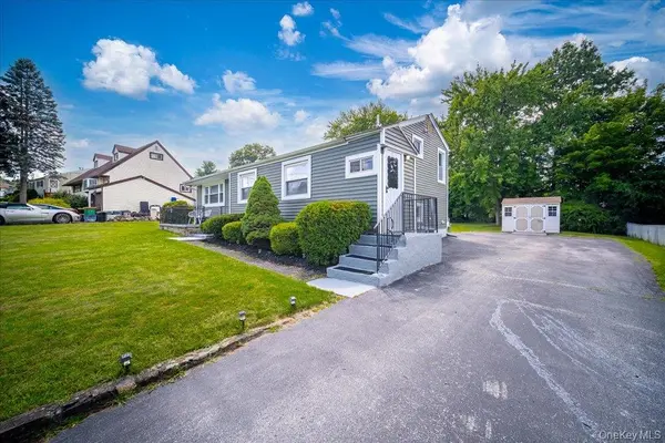 26 Delaware RD, Newburgh, NY 12550