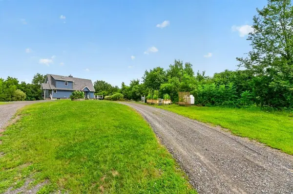 2640 State Route 203 #Stop 1, Kinderhook, NY 12184
