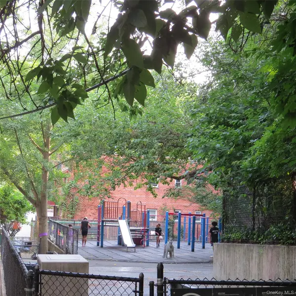 3810 Greystone AVE #602, Bronx, NY 10463