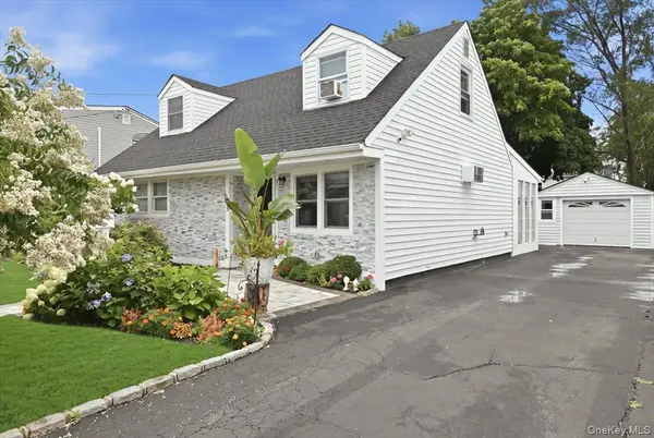 913 Merillon AVE, Westbury, NY 11590