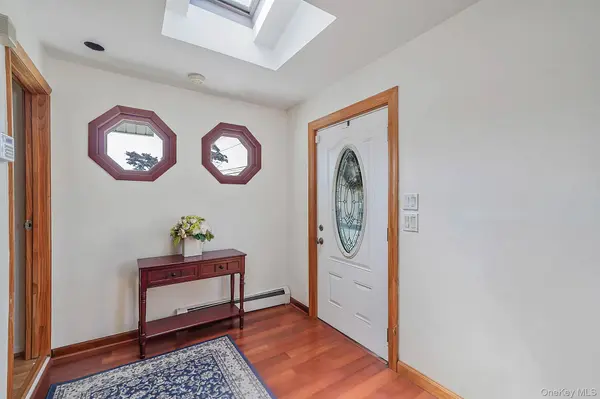 111 Liberty AVE, Lindenhurst, NY 11757