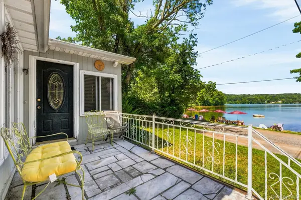 26 Brook AVE, Hopewell Junction, NY 12533