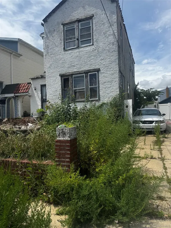 13838 233rd ST, Rosedale, NY 11422